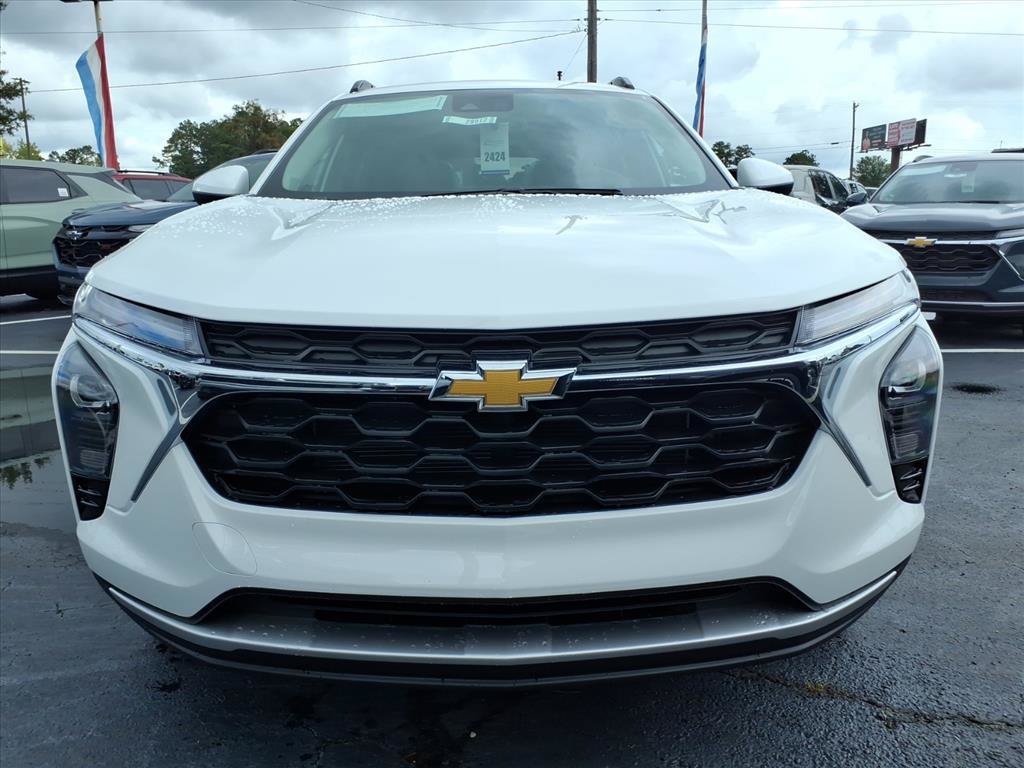 New 2026 Chevrolet Trax LT w/ Driver Confidence Package FWD image 9