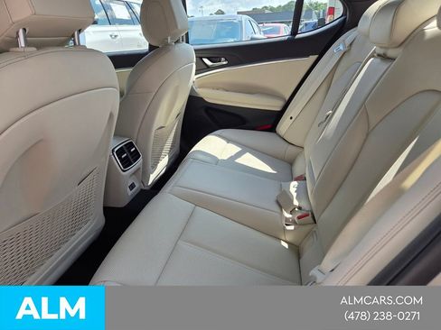 Used 2026 Genesis G70 2.5T RWD image 4