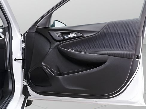 Used 2023 Chevrolet Malibu RS FWD image 31
