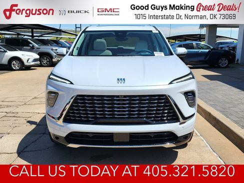 New 2026 Buick Enclave Avenir w/ Super Cruise Package AWD/4WD image 9