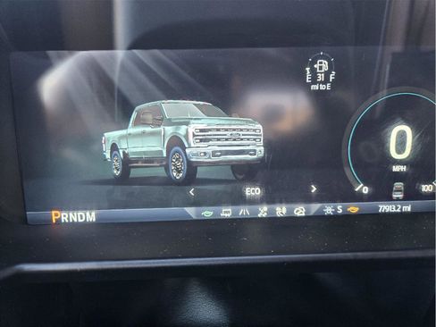 Used 2024 Ford F250 Lariat w/ Tremor Off-Road Package image 29