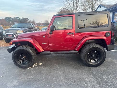 Used 2012 Jeep Wrangler Sahara image 4
