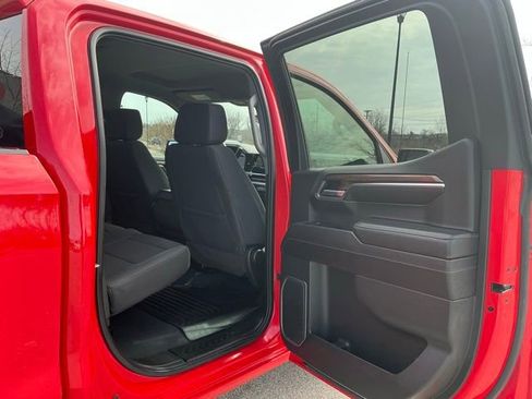 Used 2023 Chevrolet Silverado 1500 LT w/ Convenience Package II AWD/4WD image 18