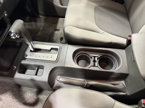 Used 2012 Nissan Xterra S w/ Value Package image 30