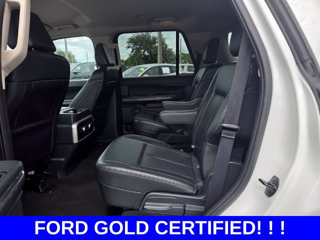Used 2024 Ford Expedition XLT RWD image 11