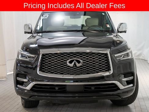 Used 2023 INFINITI QX80 Sensory w/ Cargo Package AWD/4WD image 2