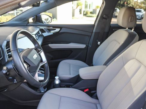 Certified 2024 Audi Q4 e-tron Premium Plus w/ Premium Plus image 23