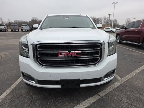 Used 2019 GMC Yukon SLT image 2
