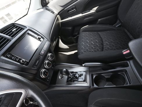 Used 2024 Mitsubishi Outlander Sport ES AWD/4WD image 26