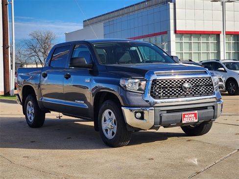 Used 2021 Toyota Tundra SR5 image 2