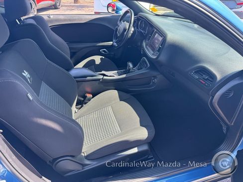 Used 2022 Dodge Challenger R/T Scat Pack w/ Driver Convenience Group RWD image 28