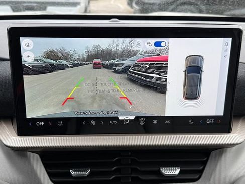 New 2026 Ford Explorer Active w/ Active Comfort Package image 19