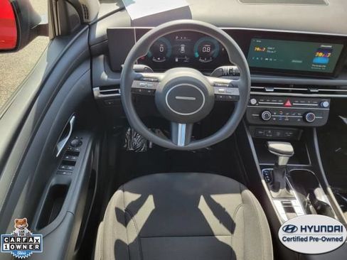 Used 2025 Hyundai Tucson SE AWD/4WD image 12