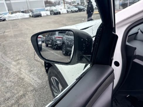 Used 2019 Nissan Murano SV w/ Premium Package image 14