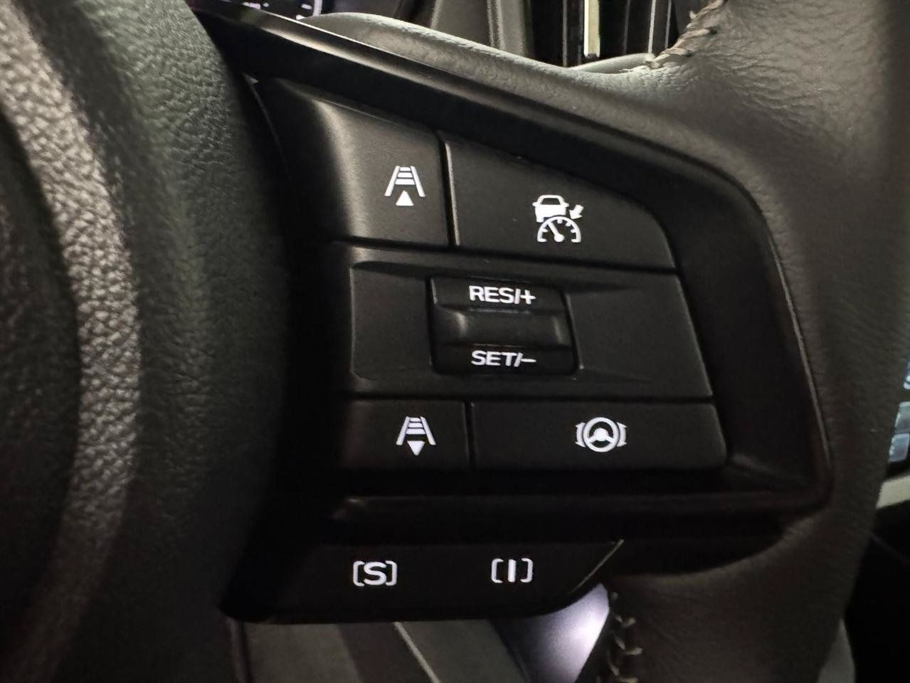 Used 2026 Subaru Forester Premium AWD/4WD image 16