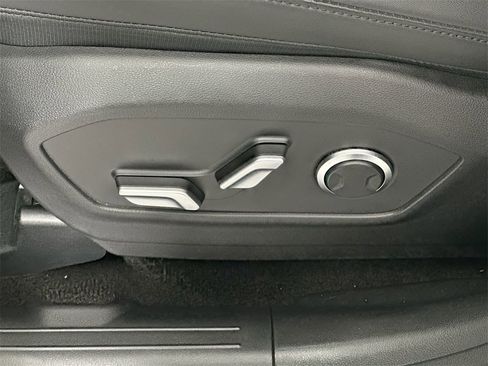 Used 2025 Hyundai Santa Fe SEL image 20