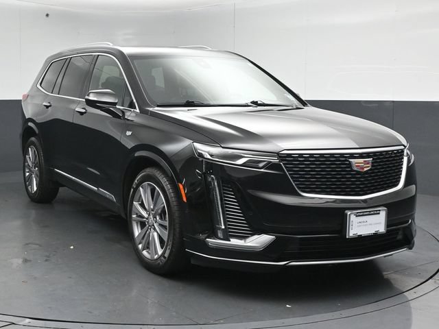 Used 2025 Cadillac XT6 Premium Luxury w/ Technology Package AWD/4WD image 1
