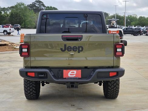 New 2026 Jeep Gladiator Willys AWD/4WD image 7