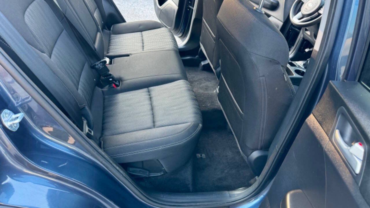 Used 2021 Kia Sportage LX AWD/4WD image 18