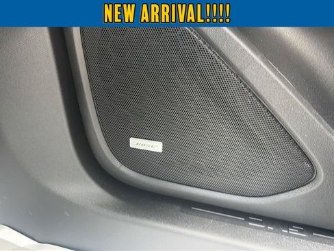 Used 2023 GMC Terrain SLT w/ Infotainment Package II AWD/4WD image 24