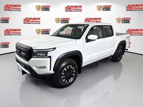 Used 2022 Nissan Frontier PRO-4X AWD/4WD image 14