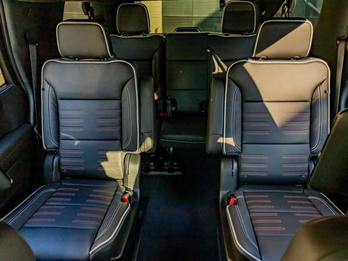 Used 2026 GMC Yukon AT4 Ultimate image 35