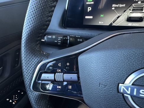 Used 2024 Nissan Ariya FWD image 20