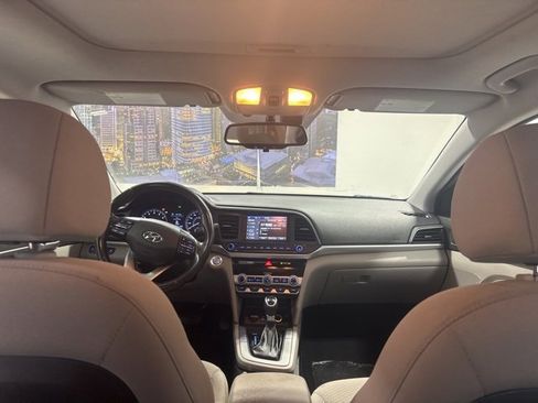 Used 2019 Hyundai Elantra Value Edition image 16