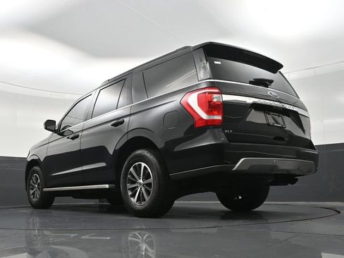 Used 2020 Ford Expedition XLT w/ Equipment Group 201A RWD image 25