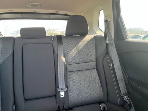 Used 2025 Nissan Rogue SV AWD/4WD image 39