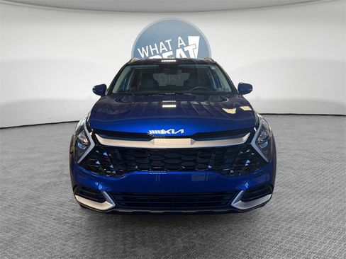 Certified 2023 Kia Sportage EX image 9