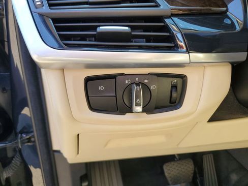Used 2016 BMW X5 xDrive35i AWD/4WD image 17