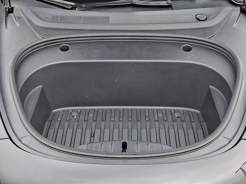 Used 2022 Tesla Model 3 Base 4D Sedan image 29