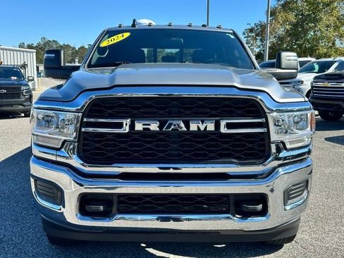 Used 2024 RAM 2500 Tradesman w/ Chrome Appearance Group image 2
