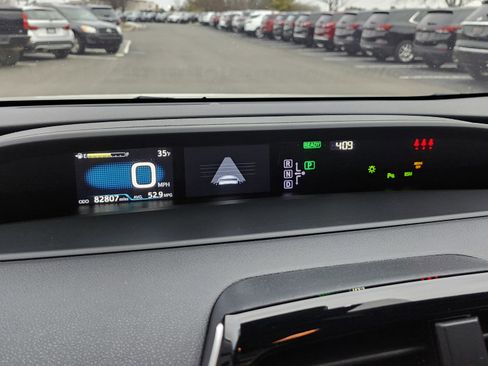 Used 2017 Toyota Prius Four image 33