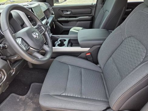 New 2026 RAM 1500 Express AWD/4WD image 24