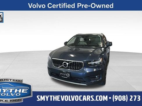 Certified 2022 Volvo XC40 T5 Inscription AWD/4WD image 1