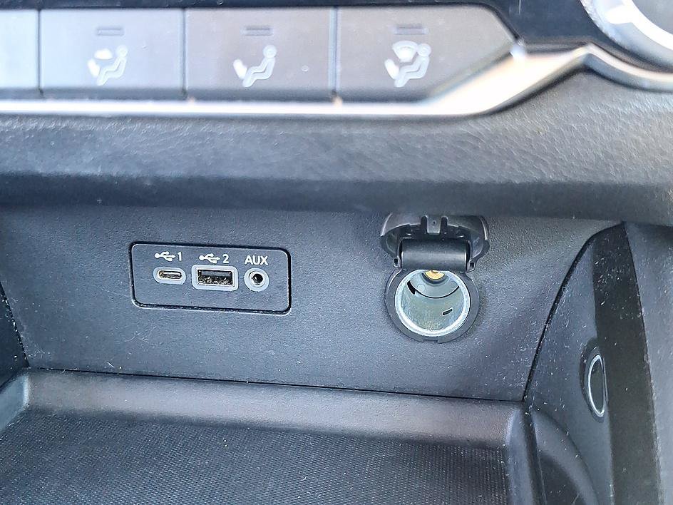 Used 2022 Nissan Altima 2.5 SV w/ SV Premium Package FWD image 32