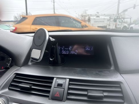 Used 2010 Honda Accord LX image 34