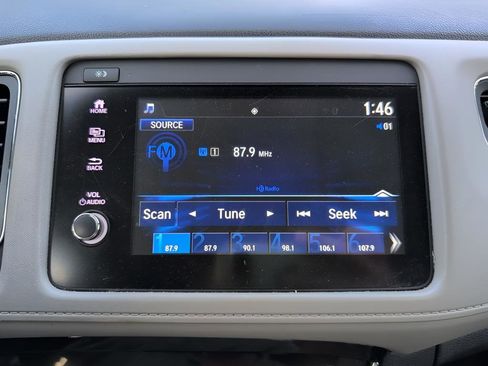 Used 2019 Honda HR-V EX image 16