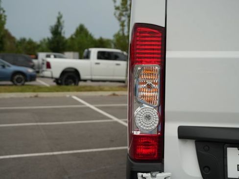 Used 2024 RAM ProMaster 3500 w/ Convenience Group FWD image 40