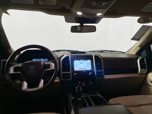 Used 2018 Ford F150 Lariat w/ Equipment Group 502A Luxury image 30