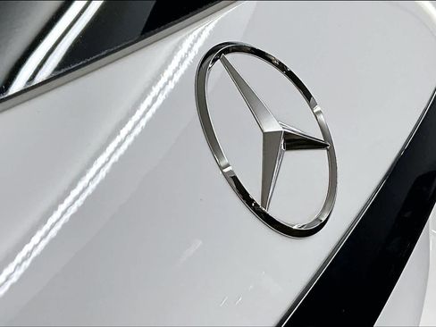 Certified 2024 Mercedes-Benz GLC 300 4MATIC image 30