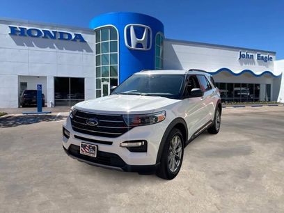 Used 2022 Ford Explorer XLT w/ Equipment Group 202A