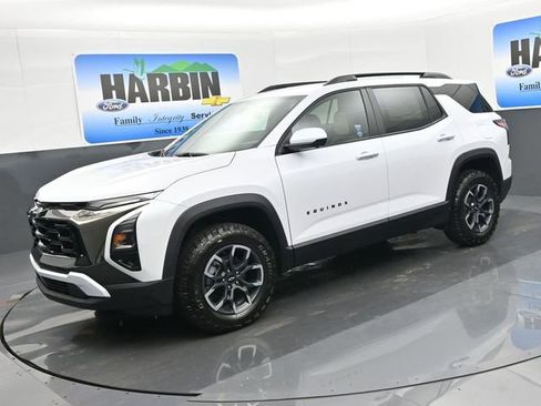 New 2026 Chevrolet Equinox ACTIV w/ Convenience Package III image 1