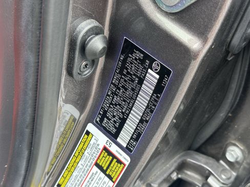 Used 2020 Toyota Camry XSE FWD image 40