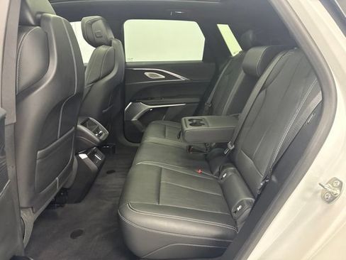 Used 2024 Cadillac Lyriq Luxury RWD image 26