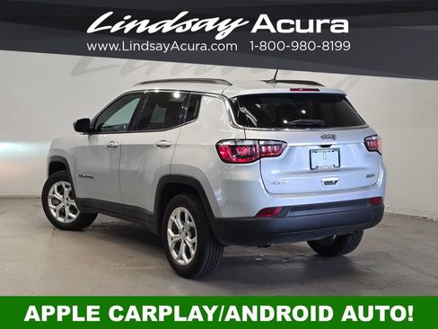 Used 2024 Jeep Compass Latitude AWD/4WD image 3