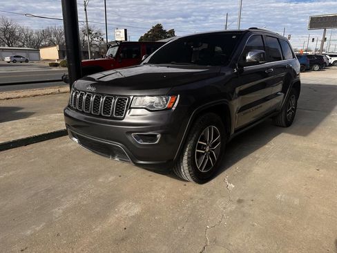 Used 2018 Jeep Grand Cherokee Limited image 4