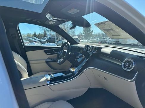 Used 2026 Mercedes-Benz GLC 300 4MATIC image 26